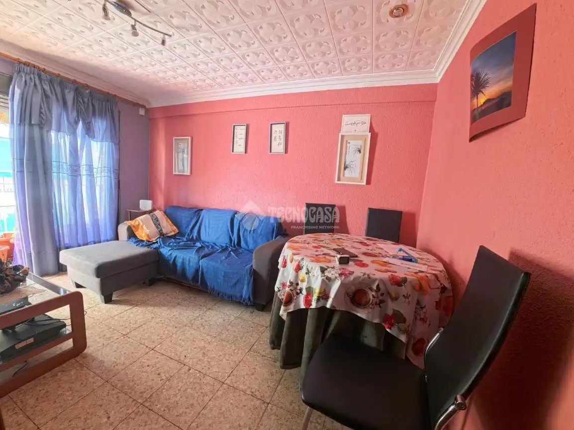 Sala de estar de Piso en venta en Alicante / Alacant