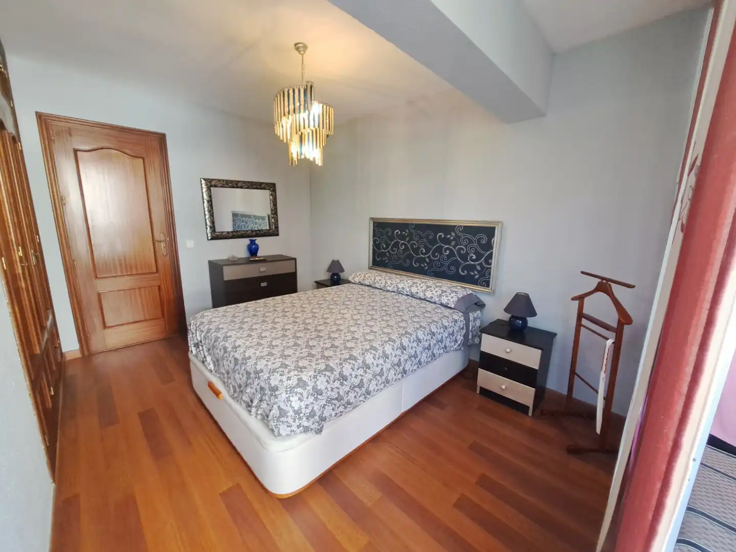 Habitación de Piso de alquiler en Marbella con Calefacción, Terraza y Amueblado