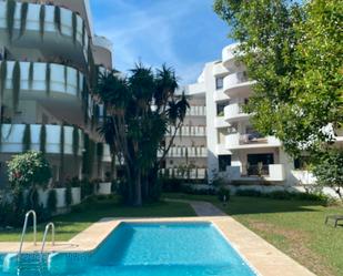 Vista exterior de Pis de lloguer en Marbella amb Aire condicionat, Terrassa i Moblat