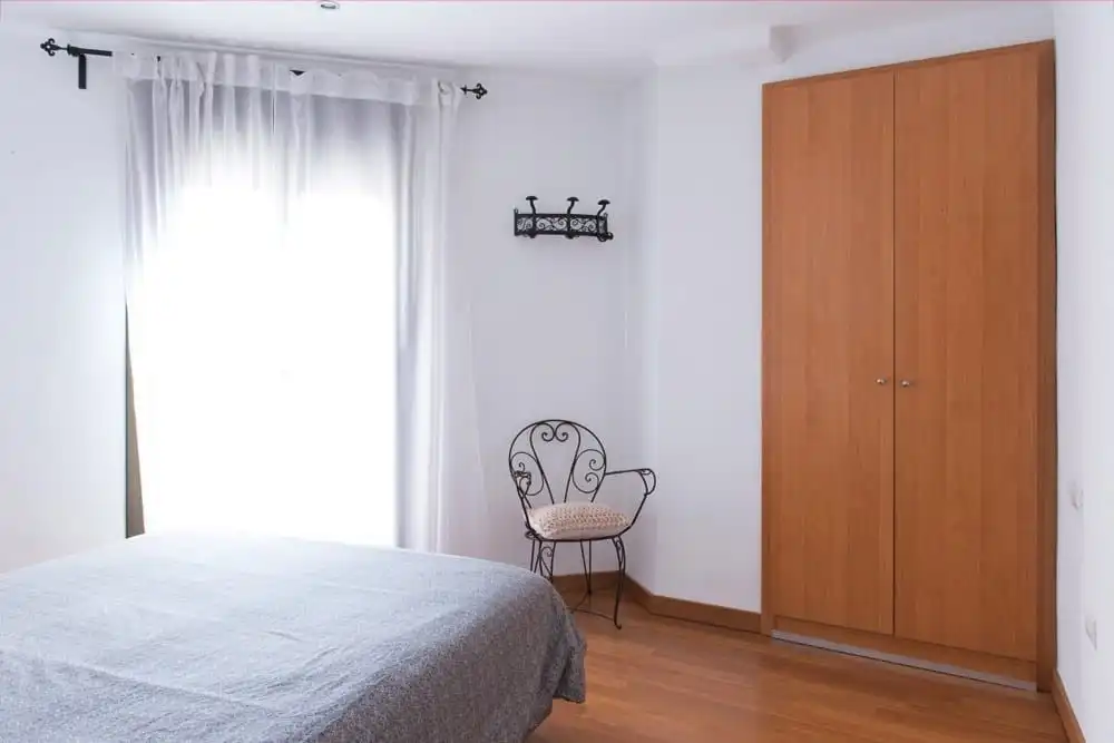 Dormitori de Pis en venda en Tortosa amb Aire condicionat, Calefacció i Moblat