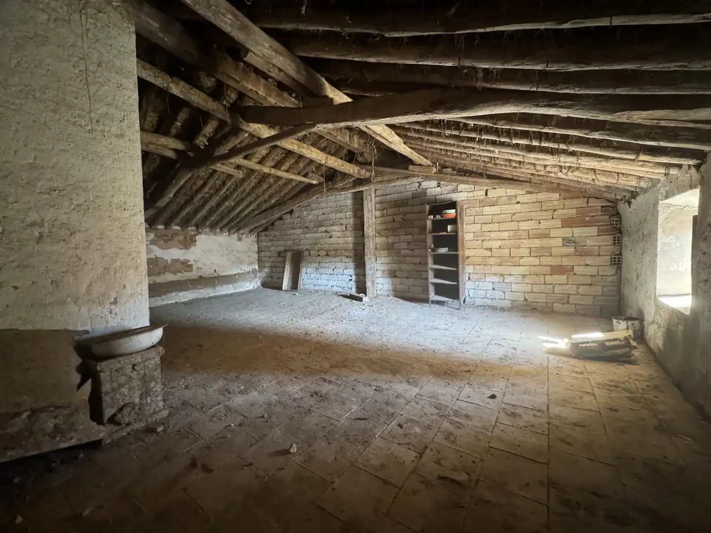 Casa adosada en venta en Pozorrubielos de la Mancha con Calefacción, Trastero y Amueblado