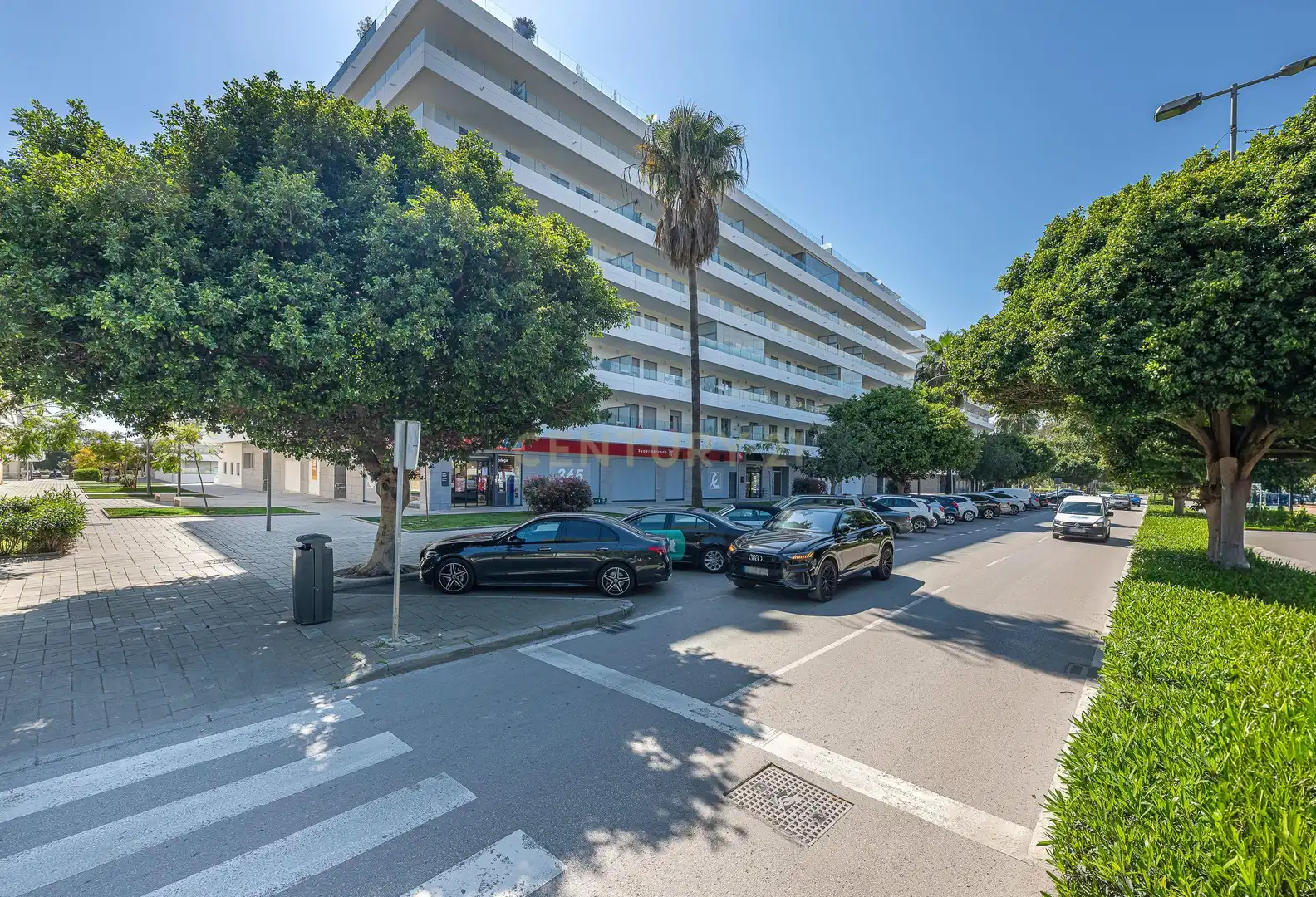 Vista exterior de Apartament en venda en Marbella amb Aire condicionat, Traster i Forn