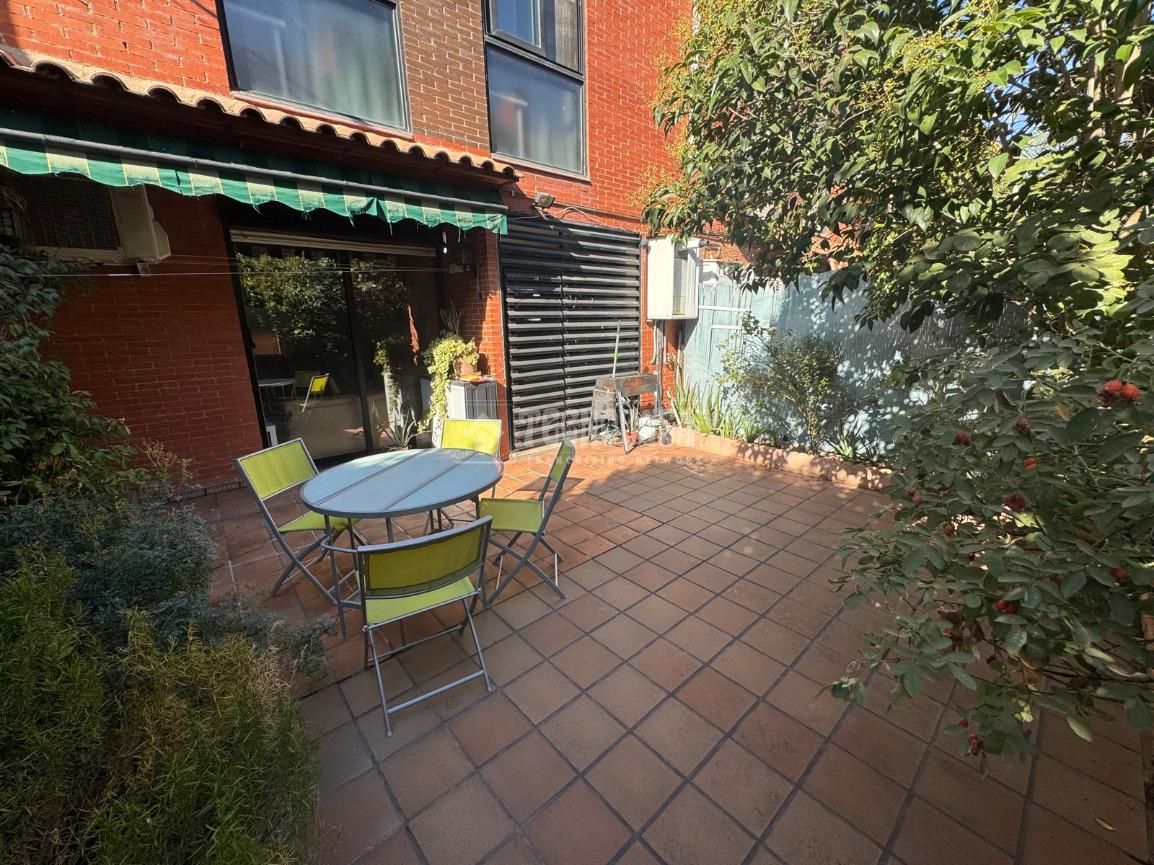 Garden of Single-family semi-detached for sale in Mejorada del Campo  with Air Conditioner, Heating and Parquet flooring