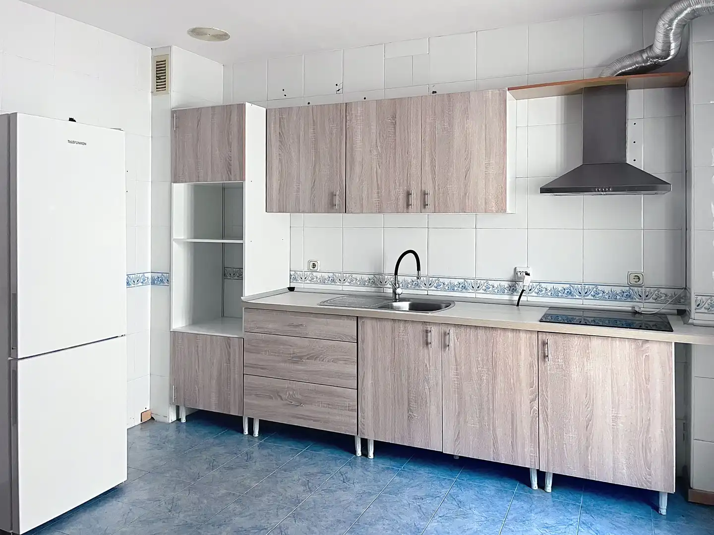Küche von Wohnung zum Verkauf in El Ejido mit Terrasse und Balkon