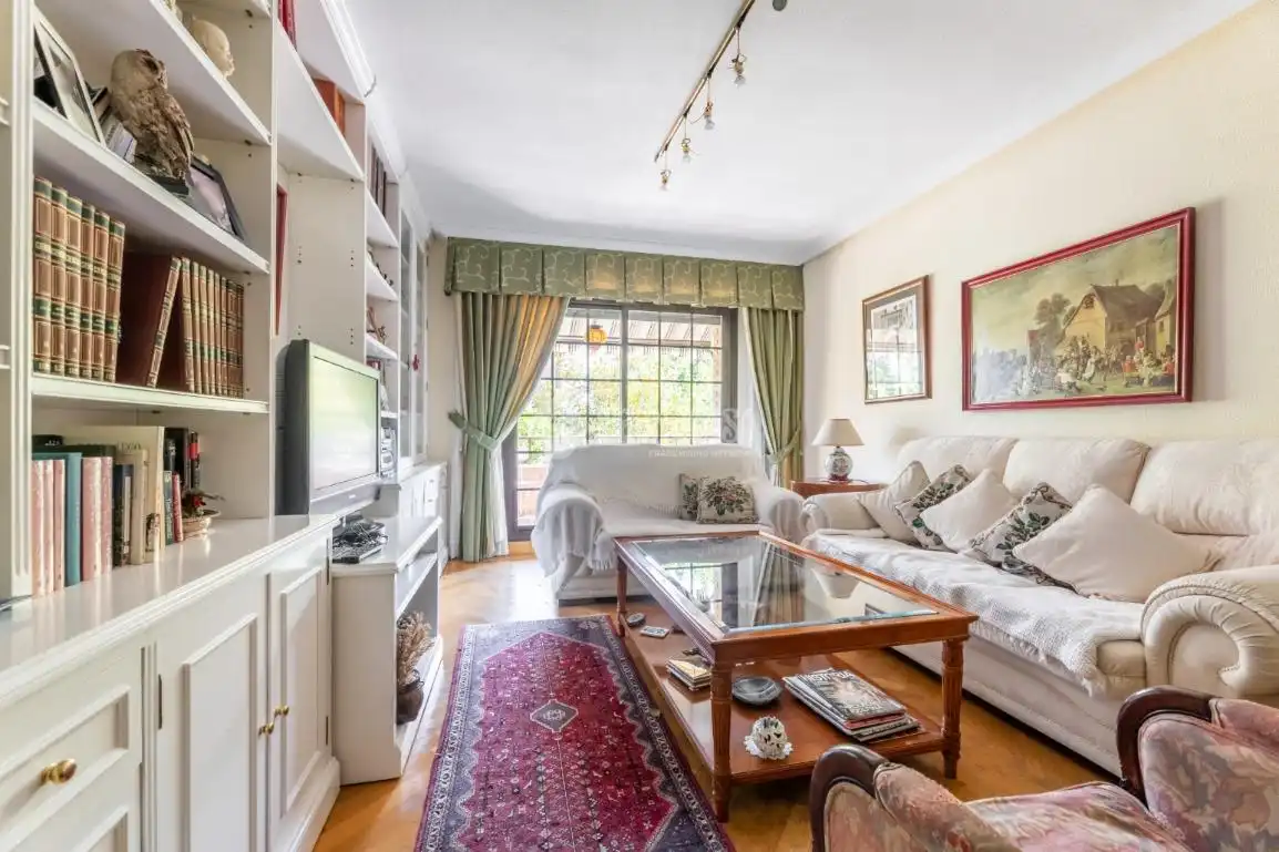 Wohnzimmer von Wohnung zum Verkauf in Majadahonda mit Heizung und Terrasse
