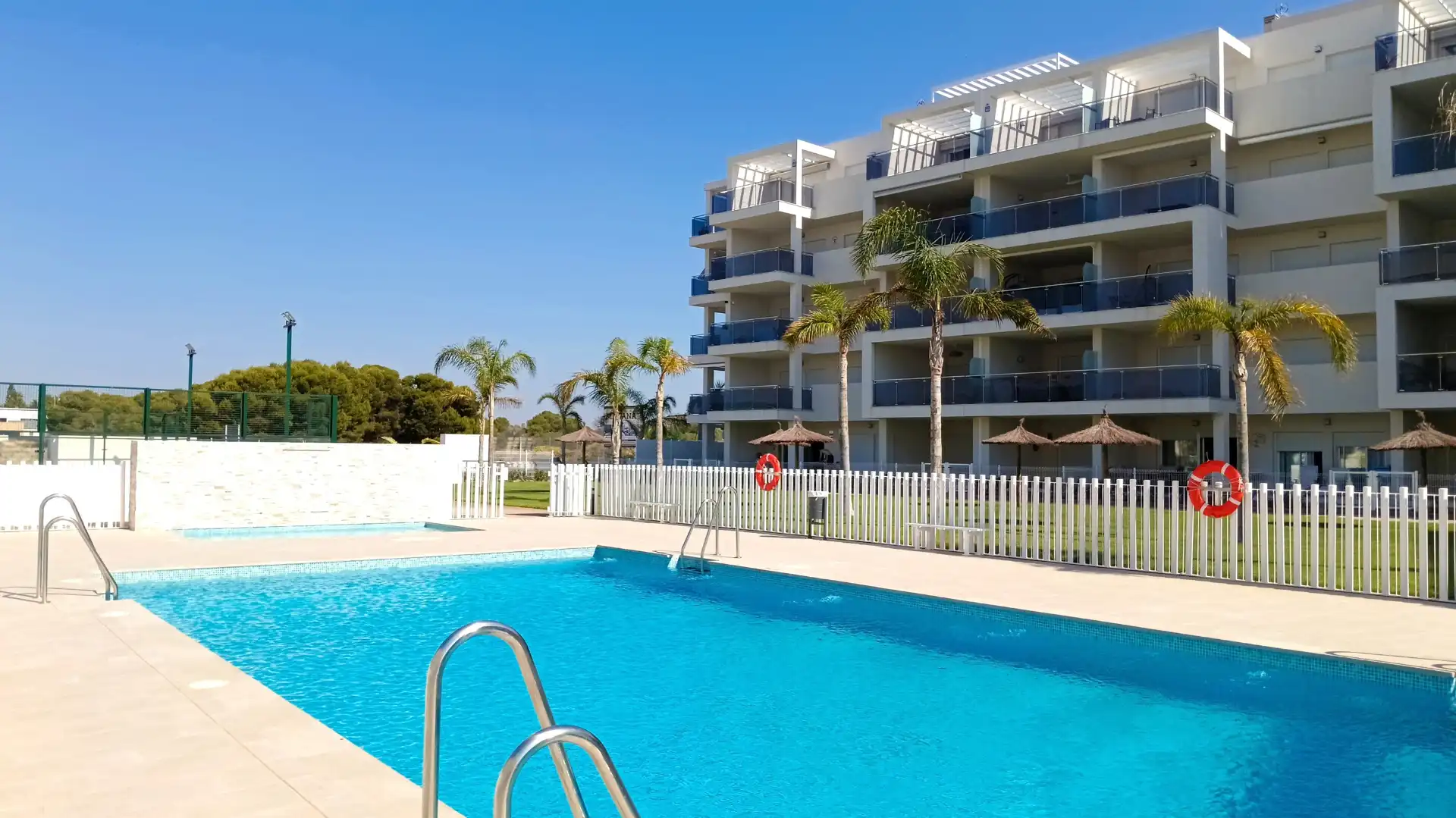Piscina de Ático en venta en Cuevas del Almanzora con Aire acondicionado, Calefacción y Terraza