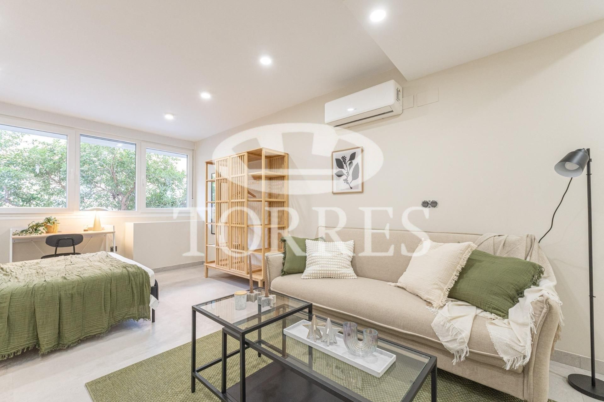 Habitación de Loft en venta en Málaga Capital con Aire acondicionado y Amueblado