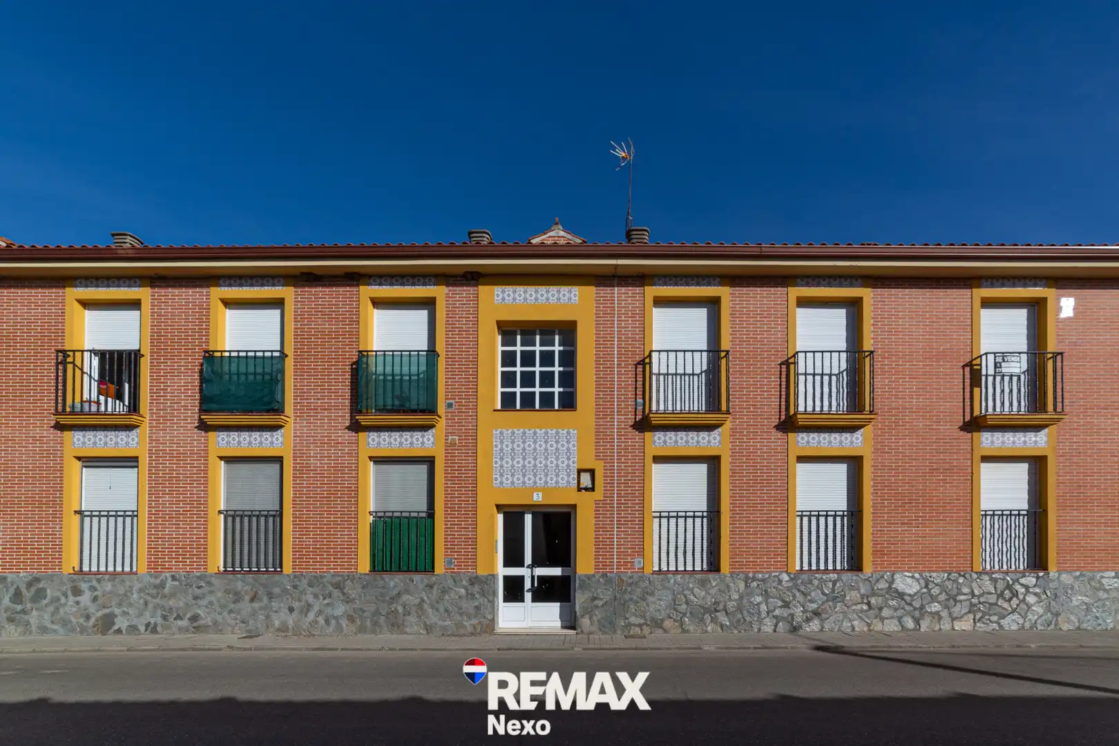 Exterior view of Flat for sale in Matapozuelos  with Heating, Furnished and Oven