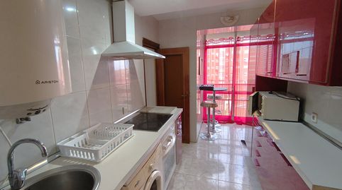 Foto 3 de Piso de alquiler en Calle de Escalona, Aluche, Madrid Capital