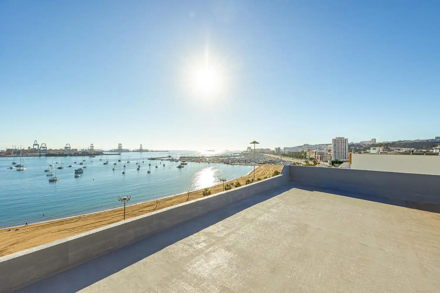 Terrasse von Dachboden zum Verkauf in Las Palmas de Gran Canaria mit Klimaanlage, Terrasse und Möbliert
