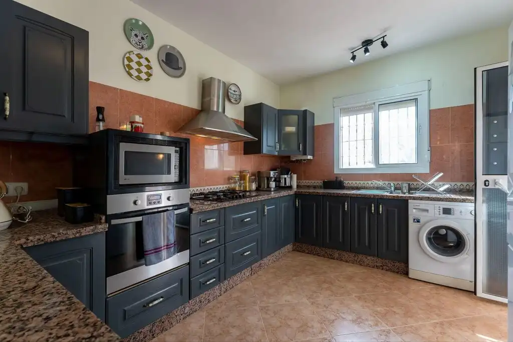 Casa rústica amb piscina en venda a Casarabonela, imagen 12