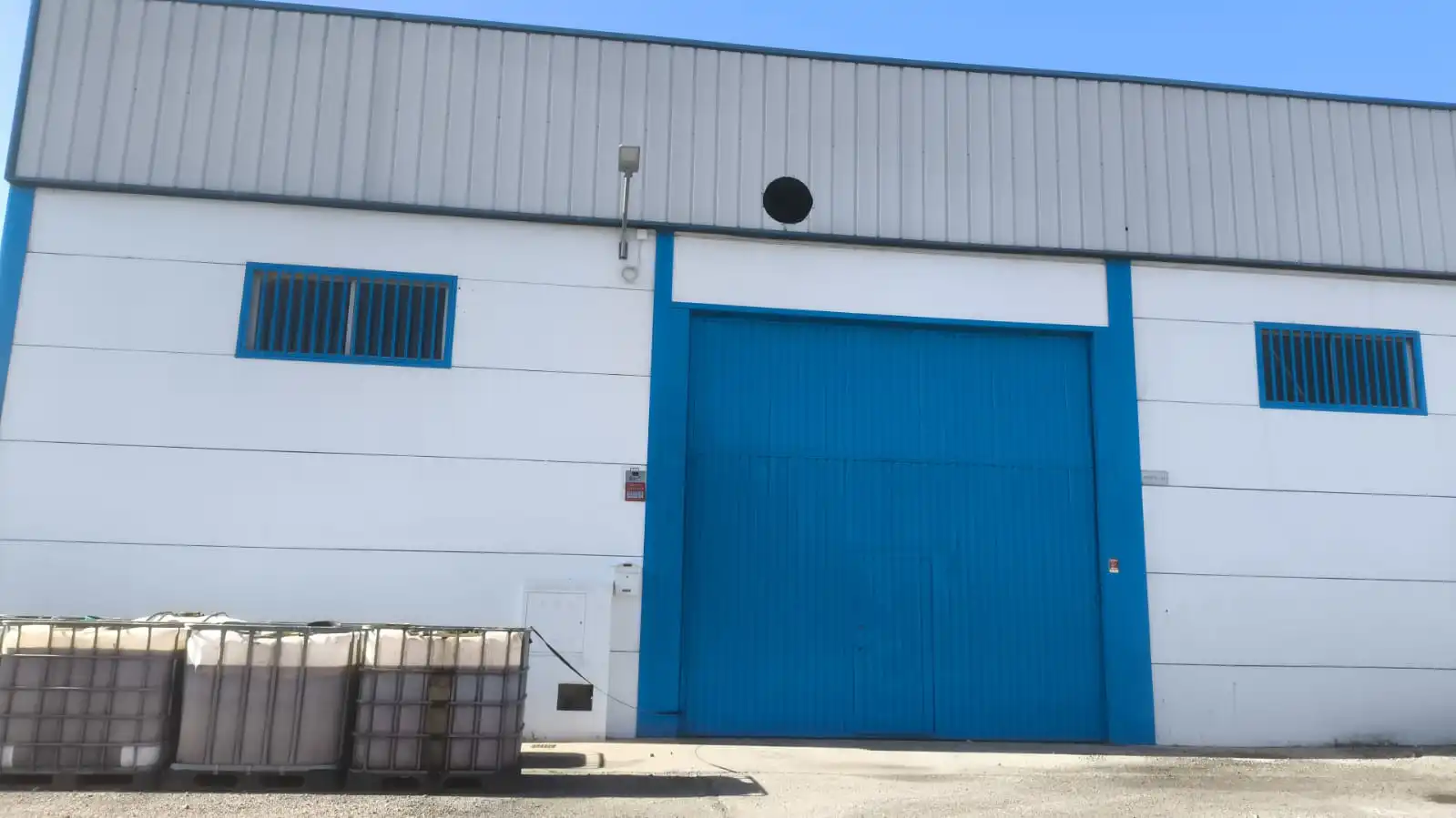 Nau industrial de lloguer a Carretera Bailén-Motril 8