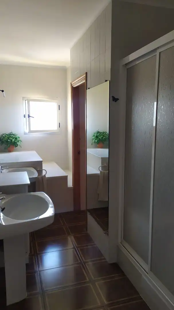 Baño de Casa o chalet de alquiler en Nerja con Aire acondicionado, Calefacción y Terraza