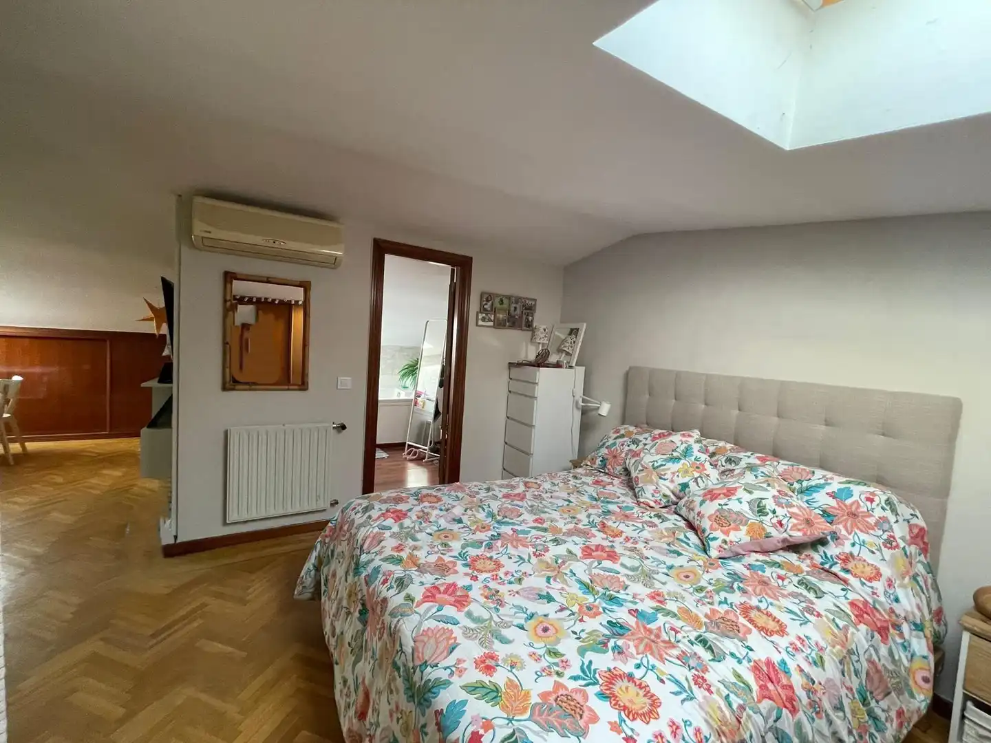 Habitación de Dúplex en venta en San Agustín del Guadalix con Aire acondicionado, Calefacción y Parquet