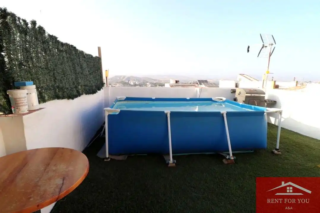 Piscina de Casa o xalet de lloguer en Coín amb Aire condicionat, Terrassa i Moblat