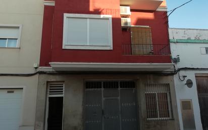 Vista exterior de Casa adosada en venda en Polinyà de Xúquer amb Aire condicionat, Terrassa i Traster