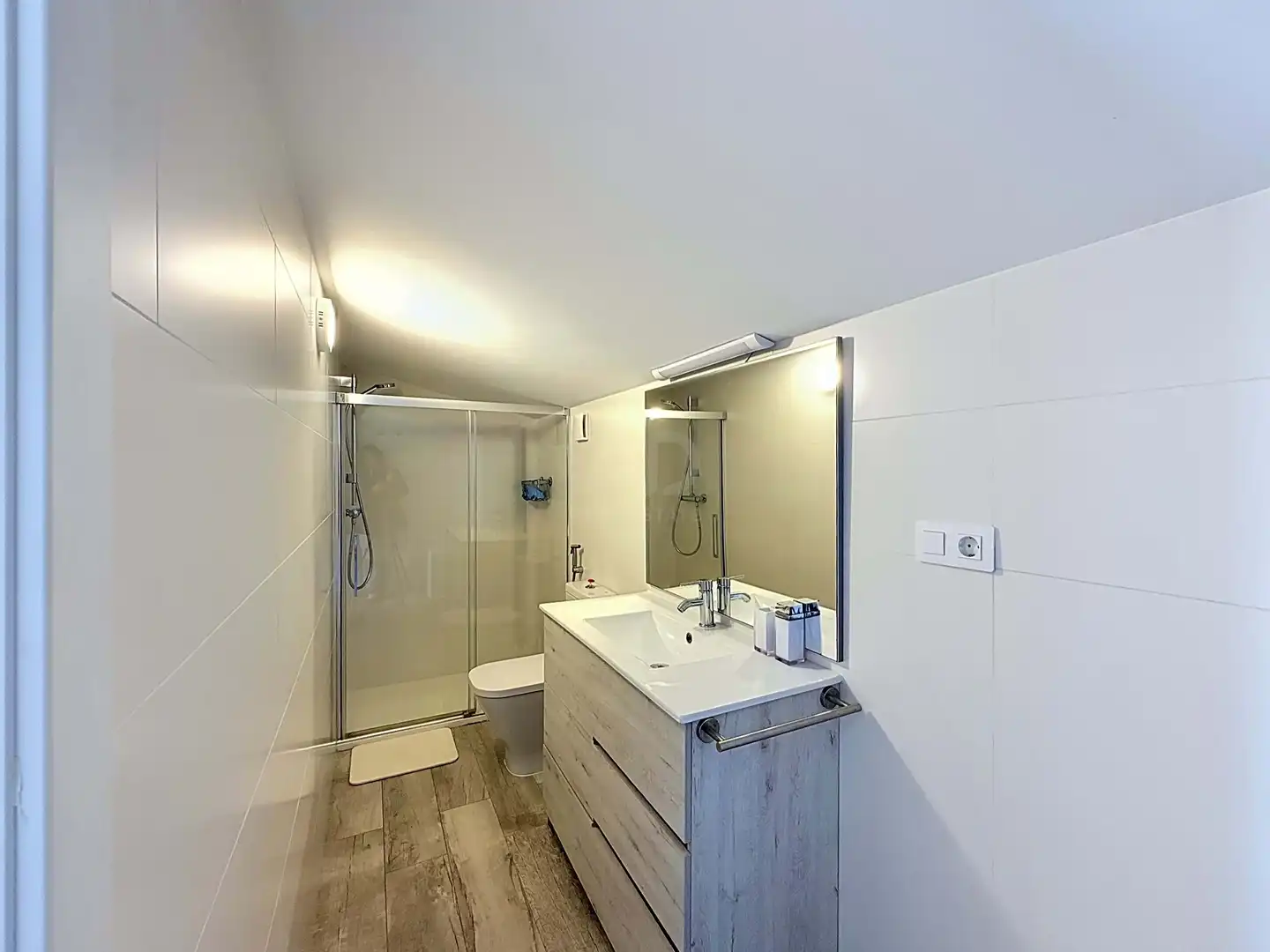 Bathroom of Houses for sale in Sant Pere de Ribes  with Air Conditioner, Heating and Terrace