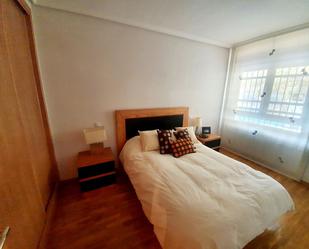 Bedroom of Flat for sale in Ciudad Real Capital  with Air Conditioner and Terrace