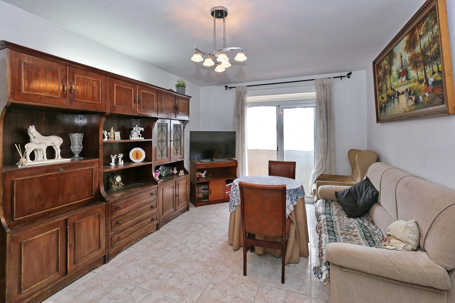 Living room of Flat for sale in  Barcelona Capital  with Heating, Furnished and Oven