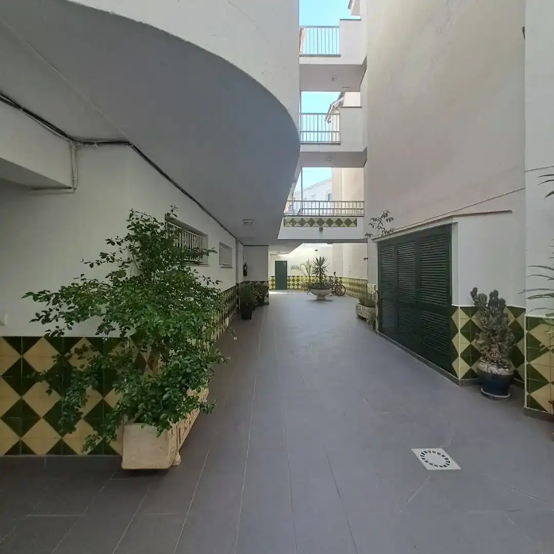Piso en venta en Empuriabrava con Balcón