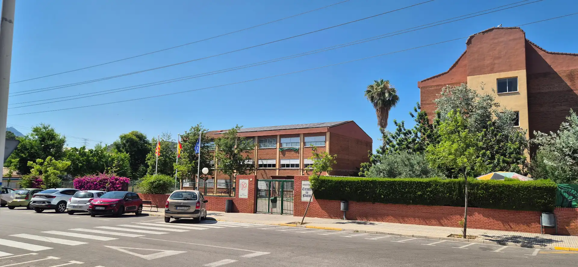Vista exterior de Pis en venda en Gandia amb Balcó, Internet i Alarma