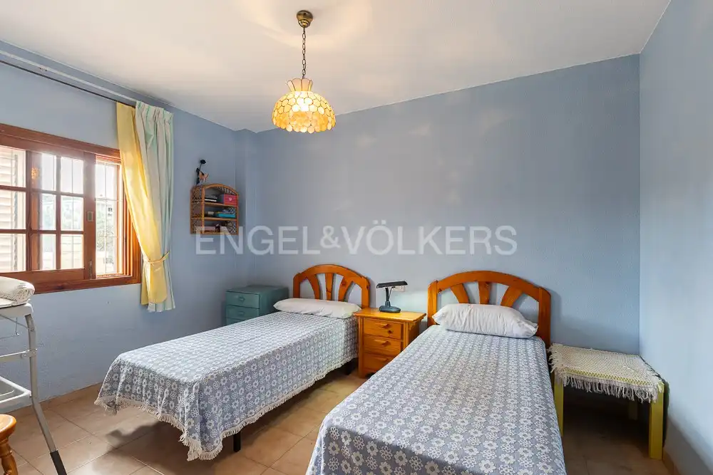 Habitación de Casa o chalet en venta en Alzira con Aire acondicionado, Calefacción y Jardín privado