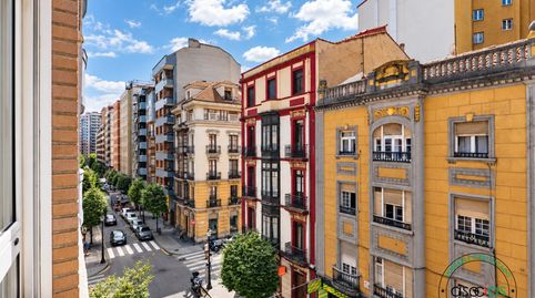 Foto 4 de Piso en venta en Calle Uria, 21, Barrio del Centro, Gijón