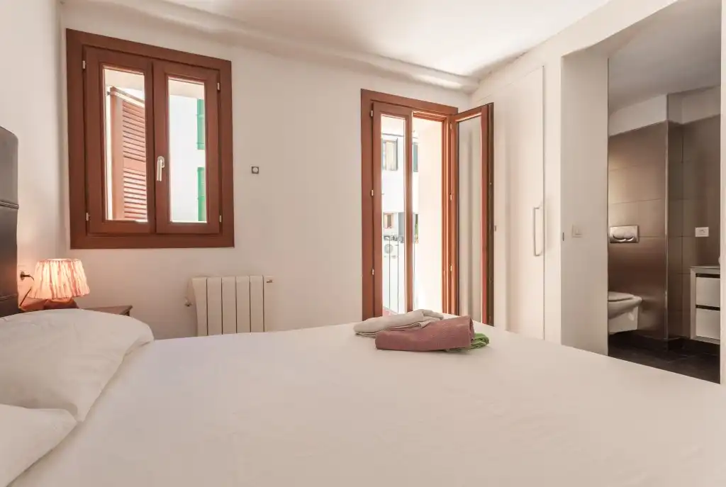 Schlafzimmer von Wohnungen zum Verkauf in  Palma de Mallorca mit Klimaanlage, Heizung und Terrasse