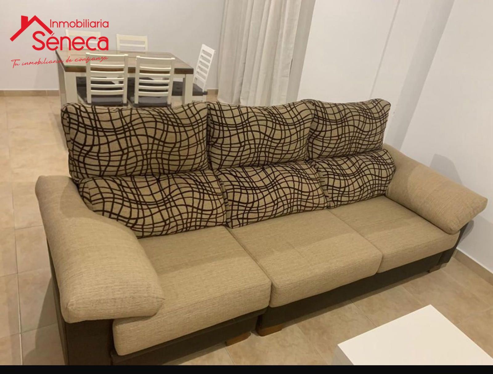 Flat for sale in PASAJE SAN SEBASTIAN, Huerta de la Reina - Trassierra