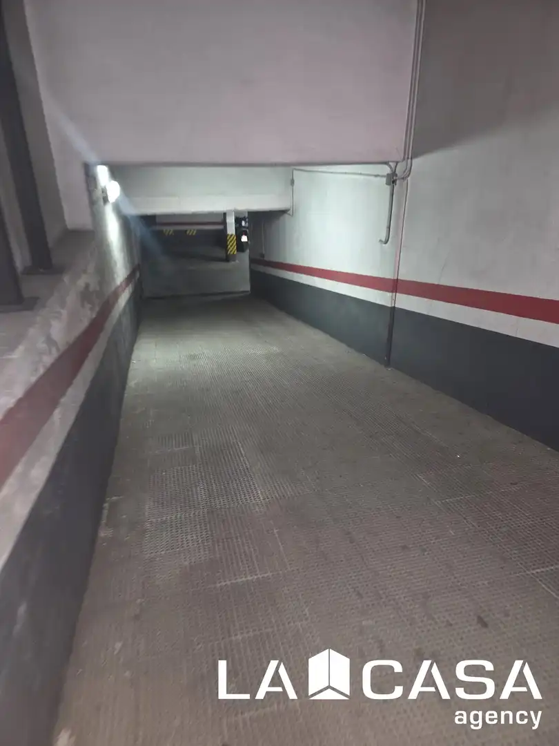 Parkplatz zur Miete in Macarena, imagen 6