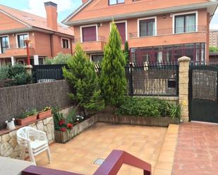 Terrace of Single-family semi-detached for sale in Burgos Capital  with Private garden, Terrace and Storage room