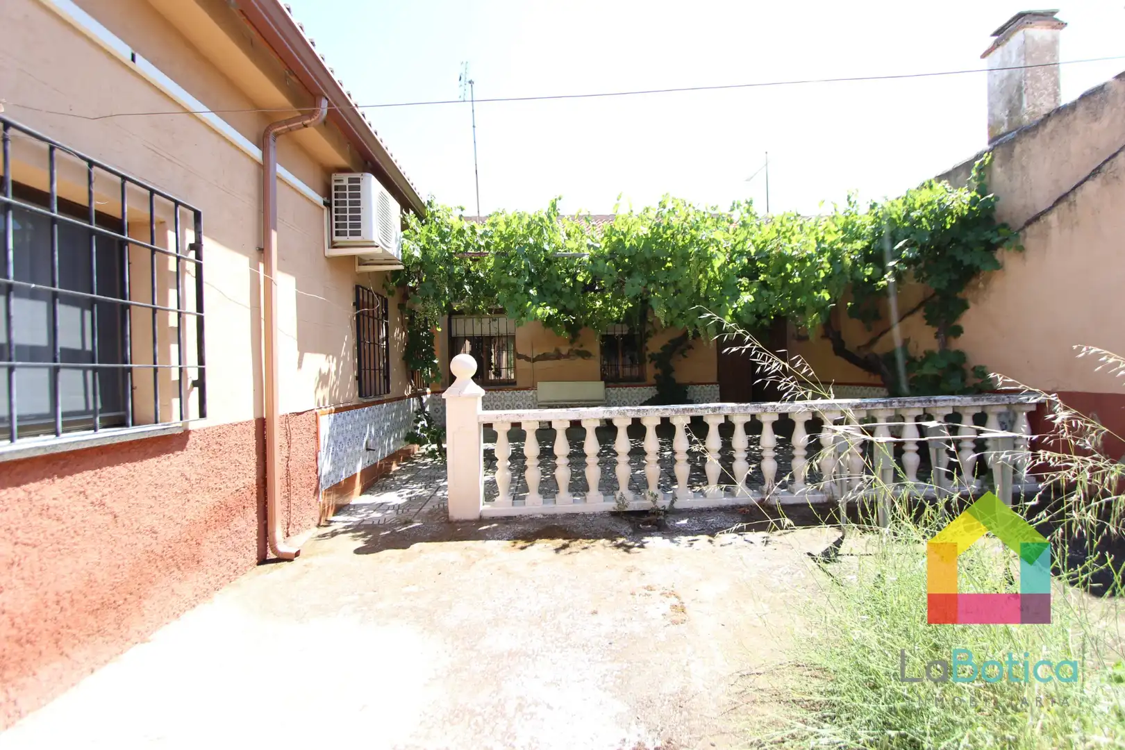 Exterior view of Detached homes for sale in San Martín de Montalbán  with Air Conditioner, Heating and Furnished