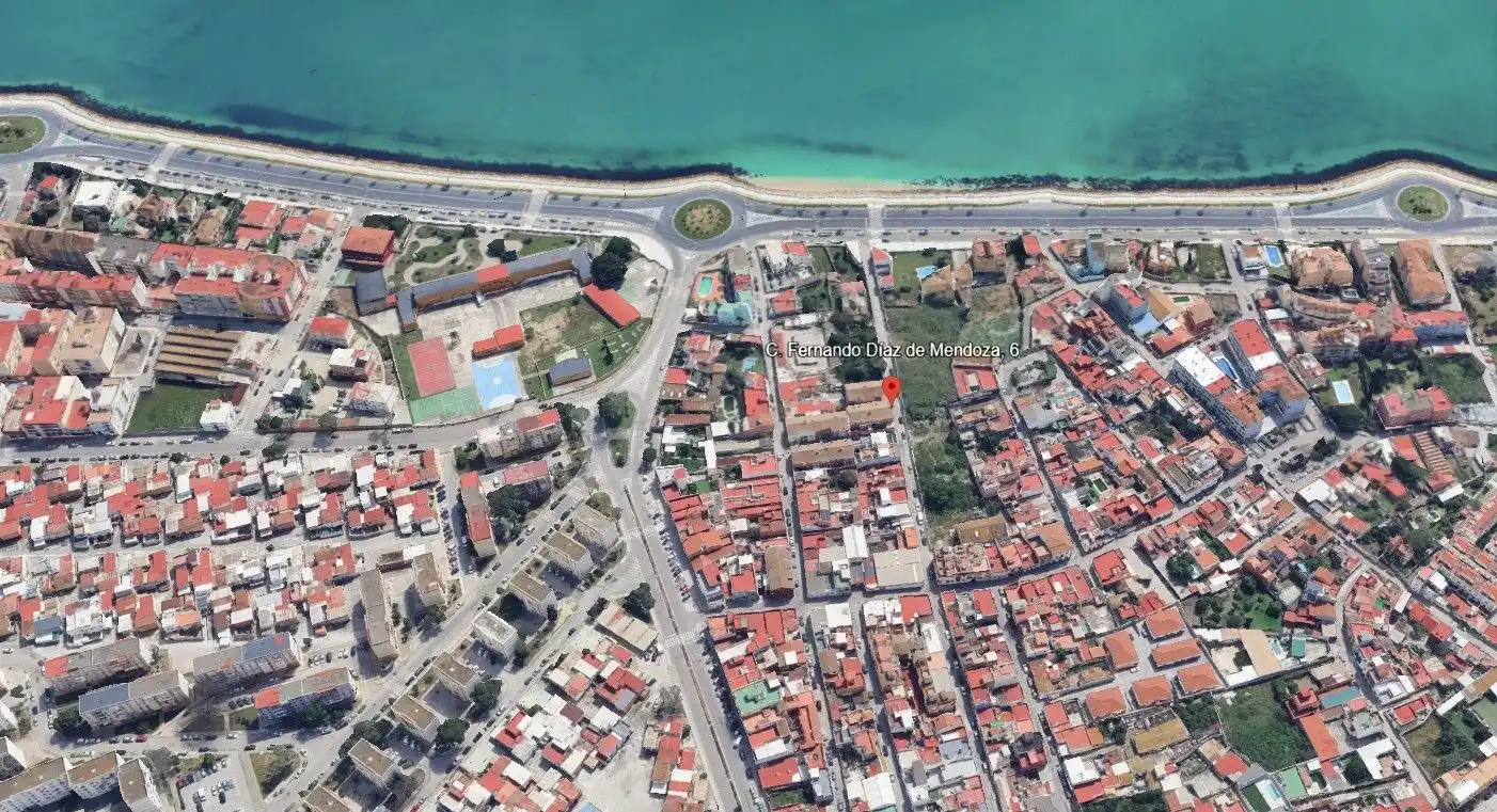 Vista exterior de Piso en venta en La Línea de la Concepción