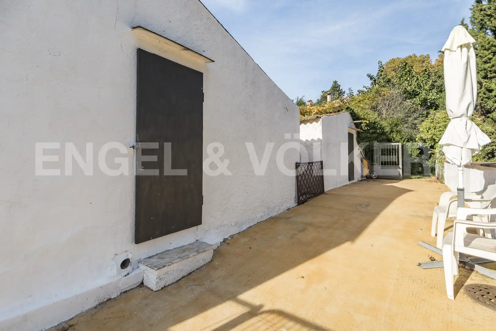 Vista exterior de Finca rústica en venta en Sant Cebrià de Vallalta con Calefacción, Jardín privado y Terraza