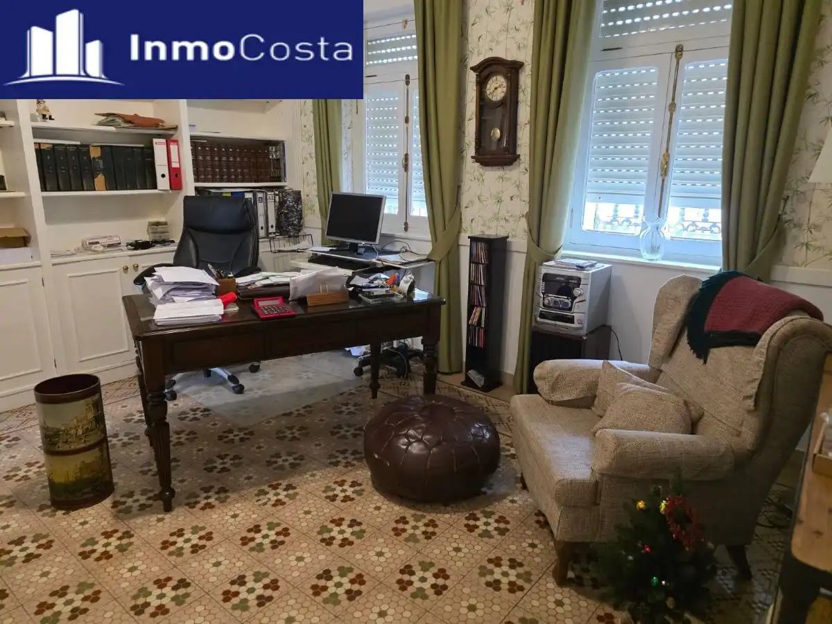Flat for sale in La Línea de la Concepción  with Terrace