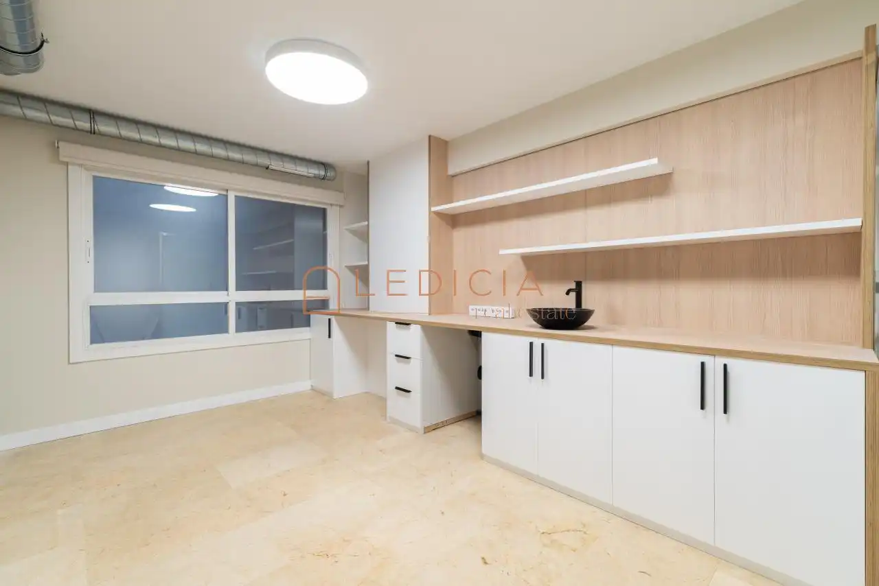 Büro zur Miete in Colon, Centro - Areal