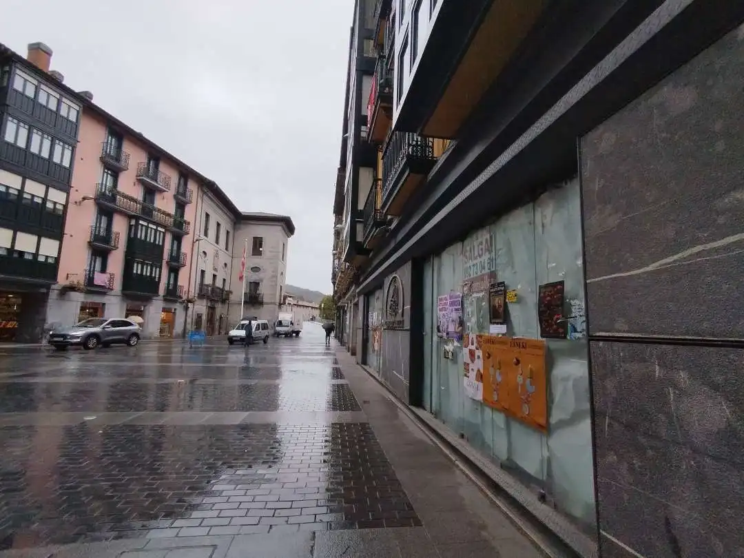 Local comercial en venda a Tolosa, imagen 4