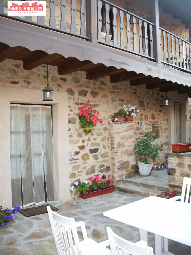 Casa o chalet en venta en Santiago Millas con Amueblado