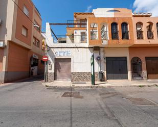 Exterior view of Duplex for sale in  Almería Capital  with Air Conditioner, Terrace and Balcony