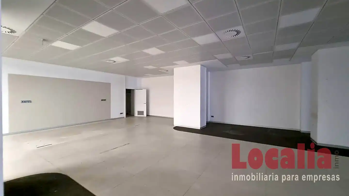 Local commercial à vendre à Ruiz Tagle, imagen 2