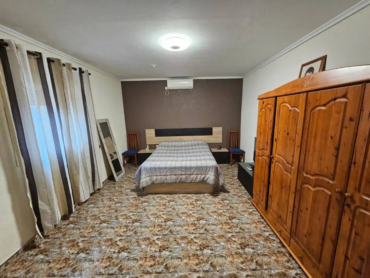Dormitori de Casa o xalet en venda en Alicante / Alacant amb Aire condicionat, Calefacció i Jardí privat