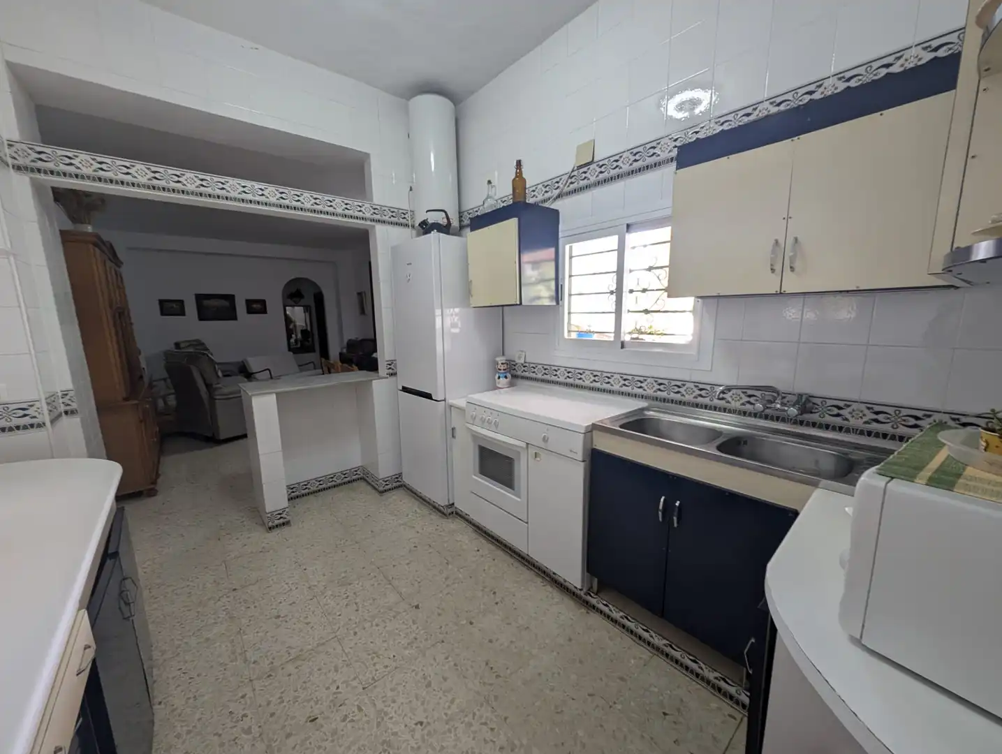 Cocina de Casa o chalet en venta en Lucena con Aire acondicionado, Jardín privado y Trastero