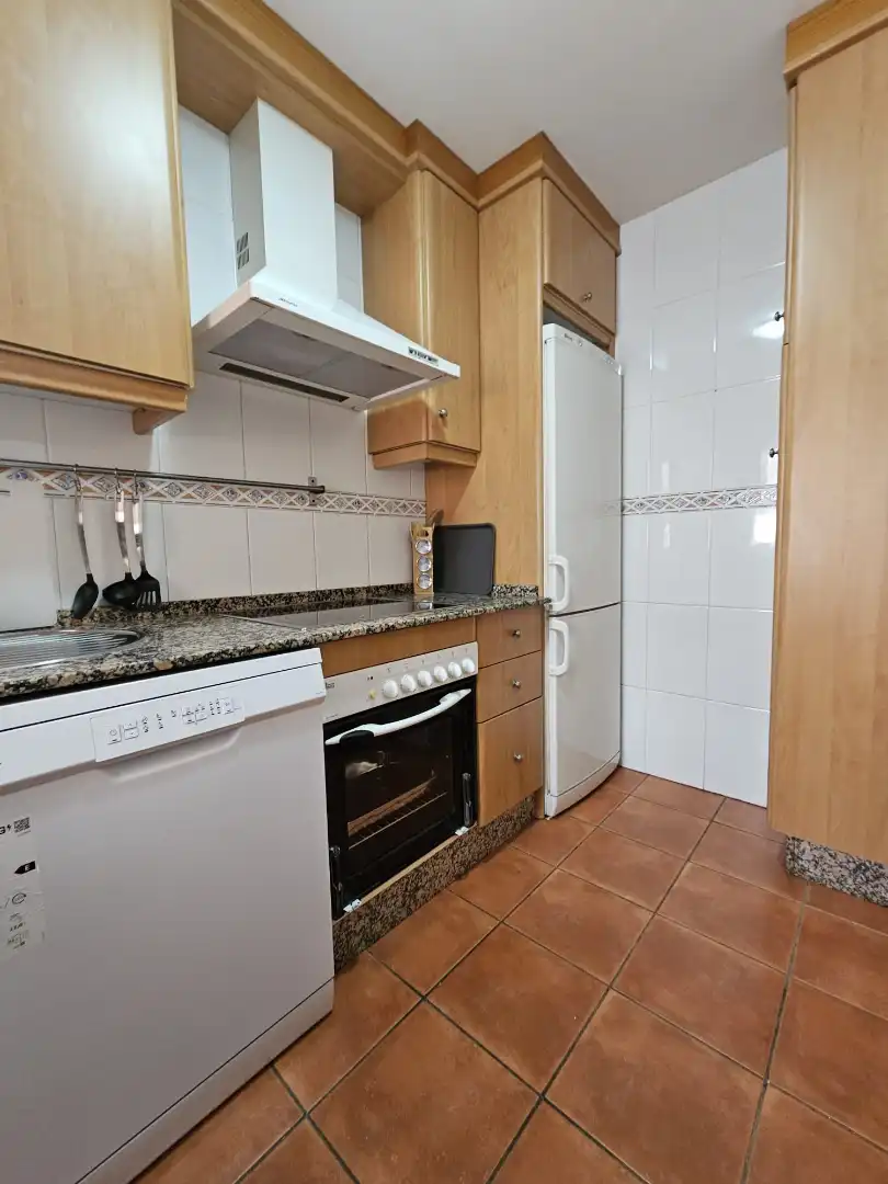 Cocina de Apartamento de alquiler en Chiclana de la Frontera con Aire acondicionado, Amueblado y Horno