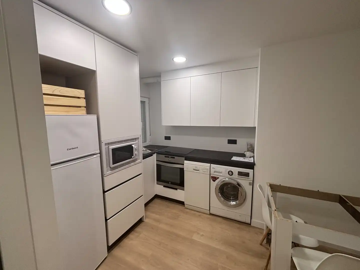 Flat for rent in Avenida de los Cedros, Garrido Norte