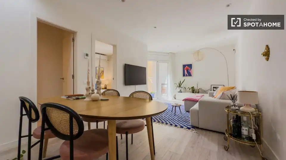 Appartement avec terrasse à louer à Eixample