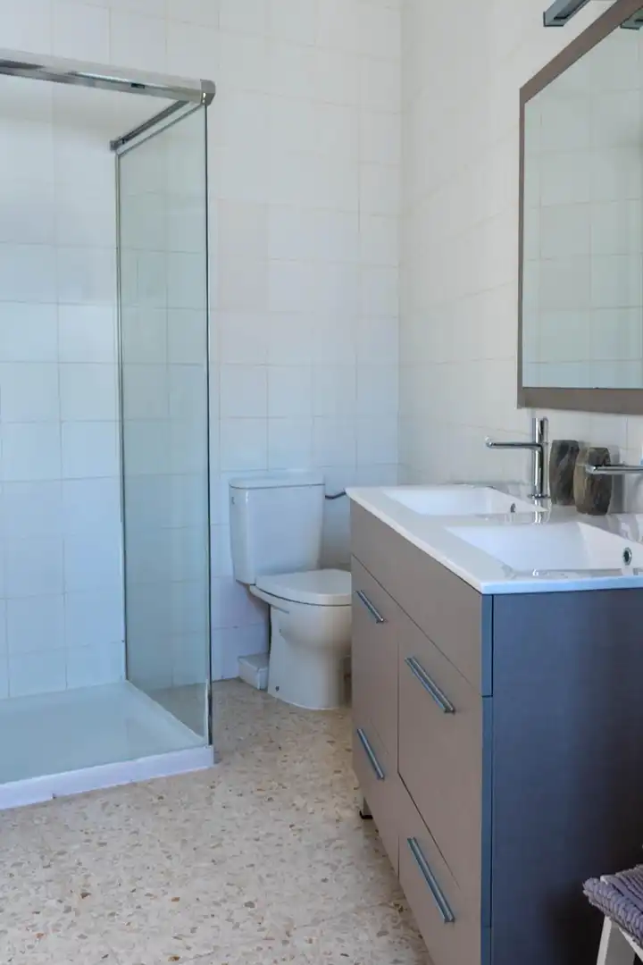 Bathroom of Houses for sale in Carrión de los Céspedes  with Air Conditioner and Heating