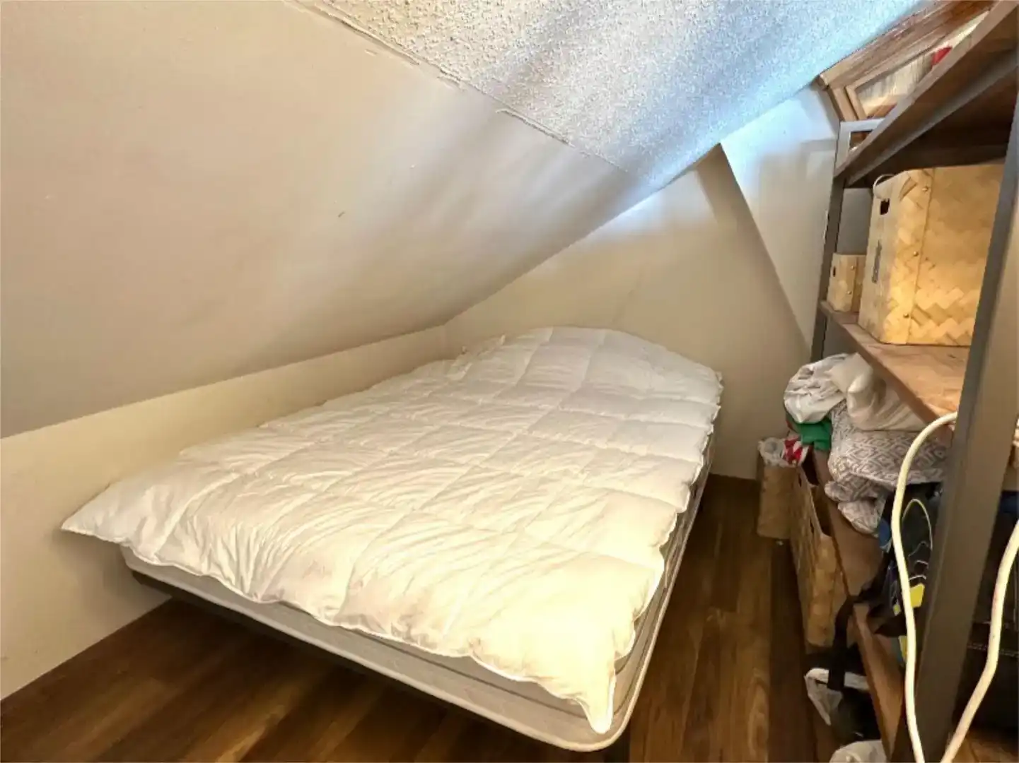 Habitación de Piso en venta en Riaño con Trastero y Amueblado