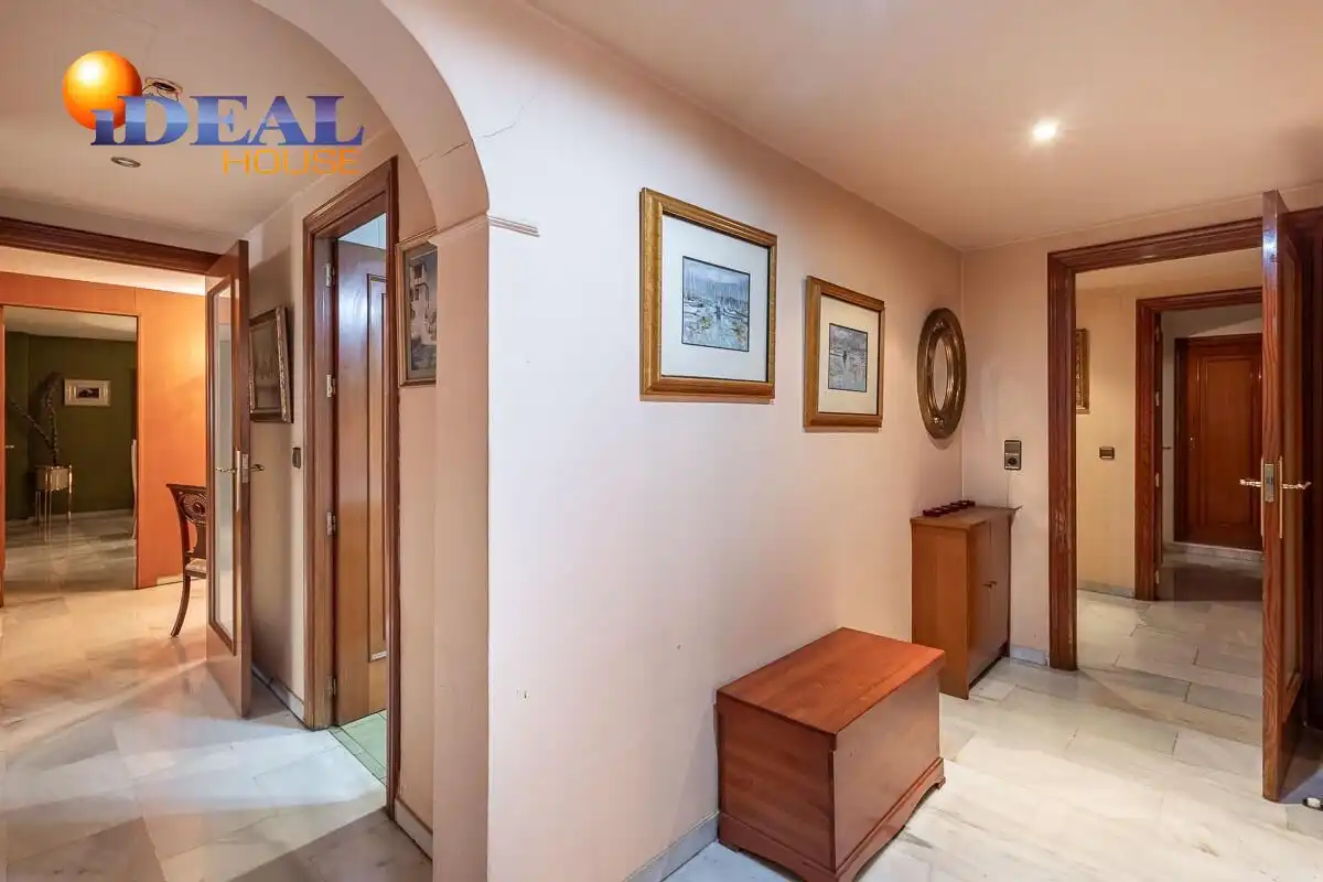 Flat for sale in San Matías - Realejo