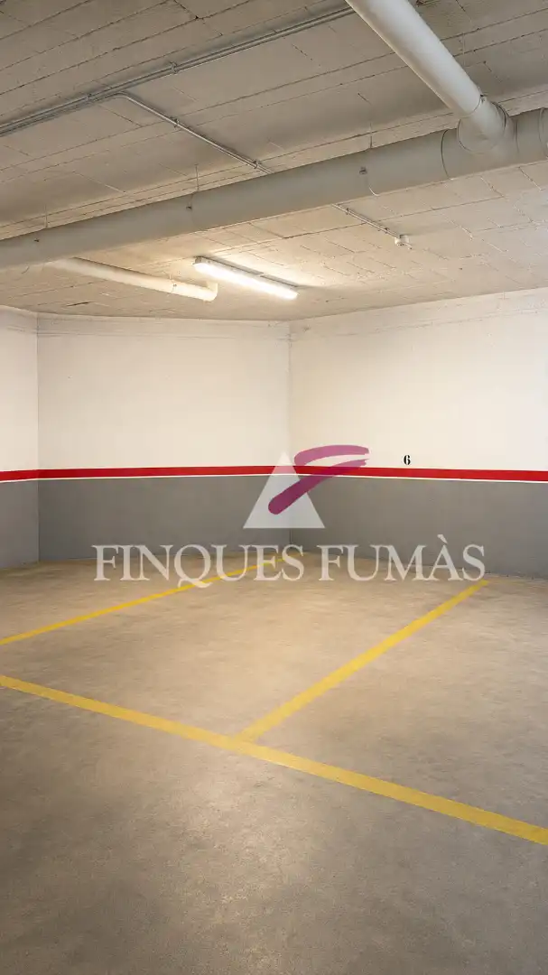 Aparcament de Pis en venda en Tàrrega amb Calefacció, Terrassa i Traster