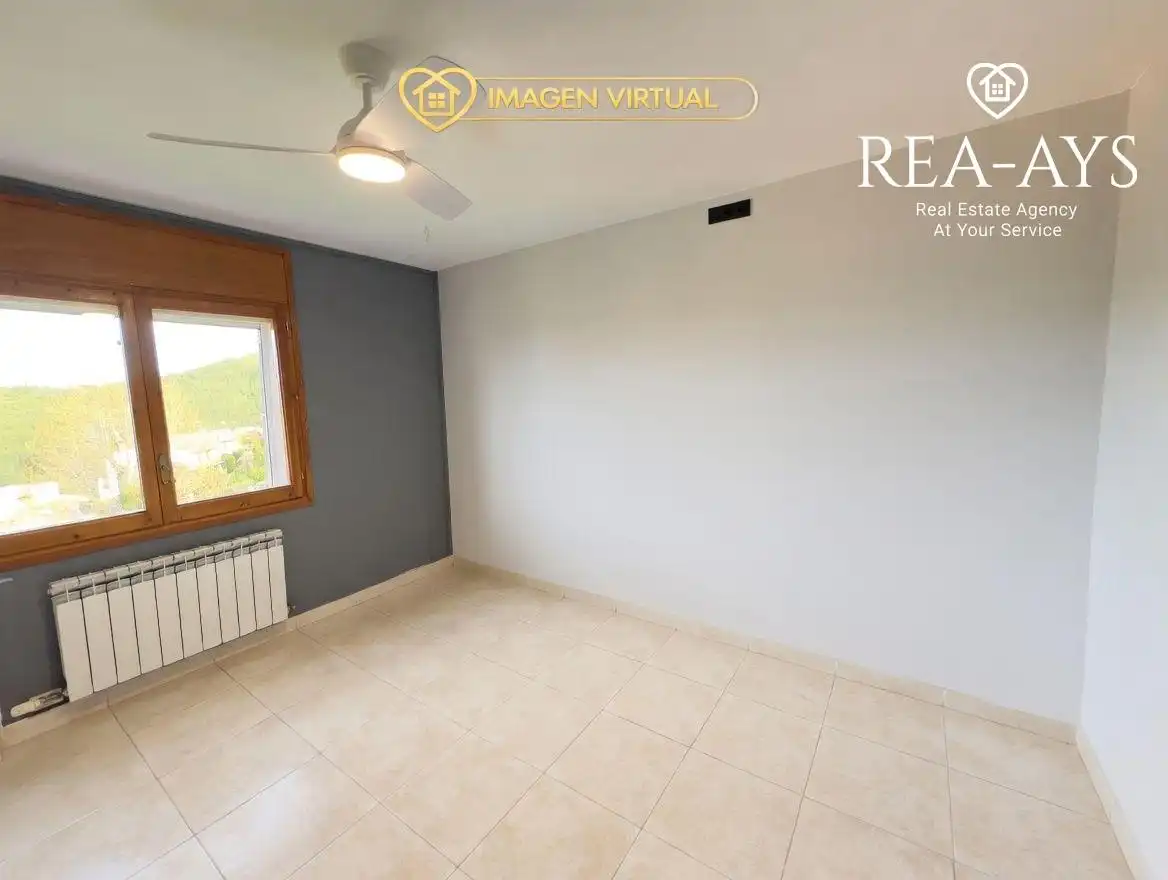 Habitación de Casa o chalet en venta en Vallirana con Calefacción, Jardín privado y Terraza